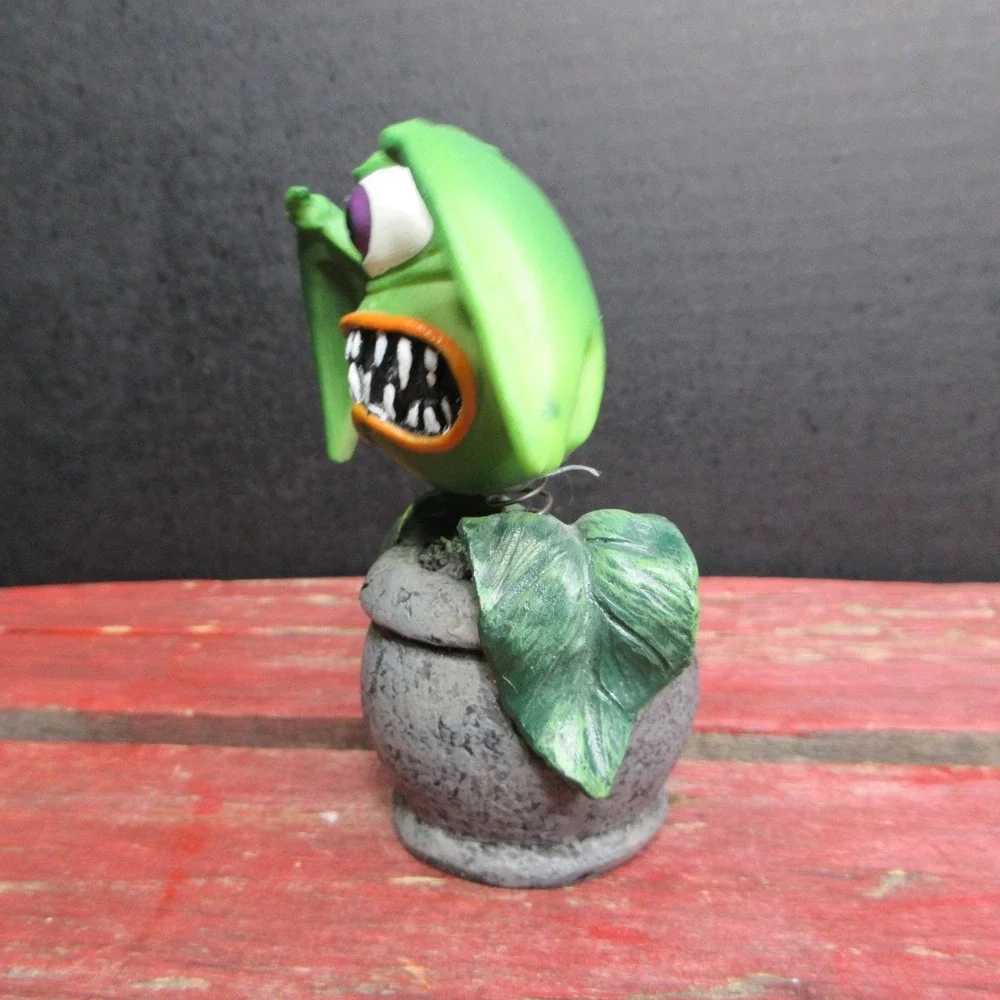 Vintage Green Eyeball Monster Plant Pot Bobble Head Spring Action Figure Toy